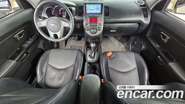 KIA SOUL 2011 — 77 302 км, белый-перламутр, Корея — под ключ — фото 7