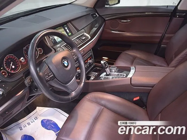 BMW 5 SERIES GT 2015 — 124 100 км, серебристый, Корея — под ключ — фото 6