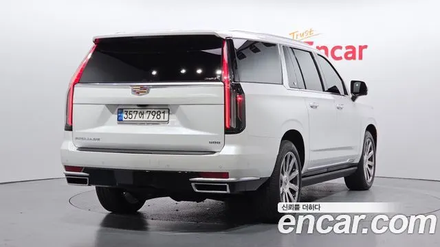 CADILLAC ESCALADE 2021 — 17 523 км, белый, Корея — под ключ — фото 2
