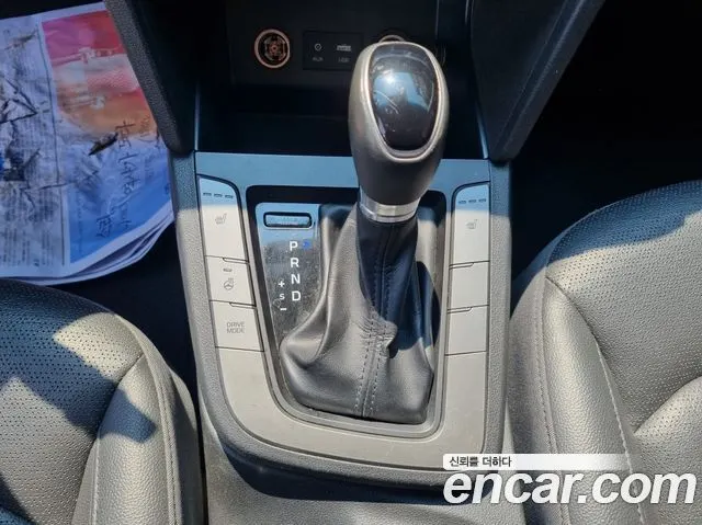 HYUNDAI AVANTE 2019 — 124 000 км, белый, Корея — под ключ — фото 9