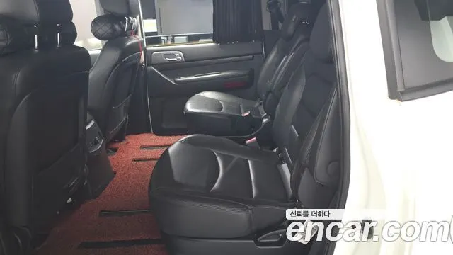 KGM KORANDO TURISMO 2018 — 118 670 км, белый, Корея — под ключ — фото 11