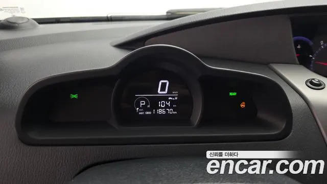KGM KORANDO TURISMO 2018 — 118 670 км, белый, Корея — под ключ — фото 8