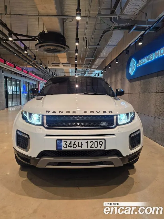 LAND ROVER RANGE ROVER EVOQUE 2016 — 110 000 км, Корея — под ключ — фото 1