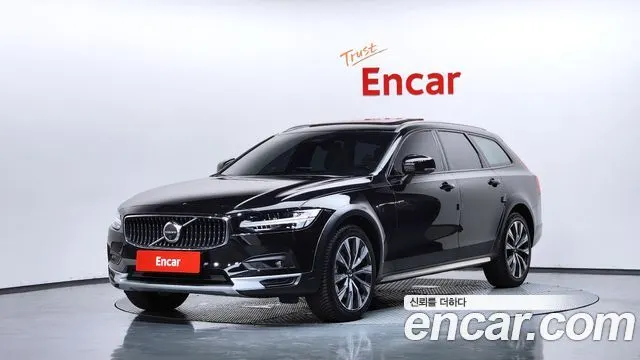 VOLVO V90 CROSS COUNTRY 2024