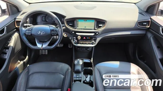 HYUNDAI IONIQ ELECTRIC 2017 — 111 145 км, белый, Корея — под ключ — фото 7