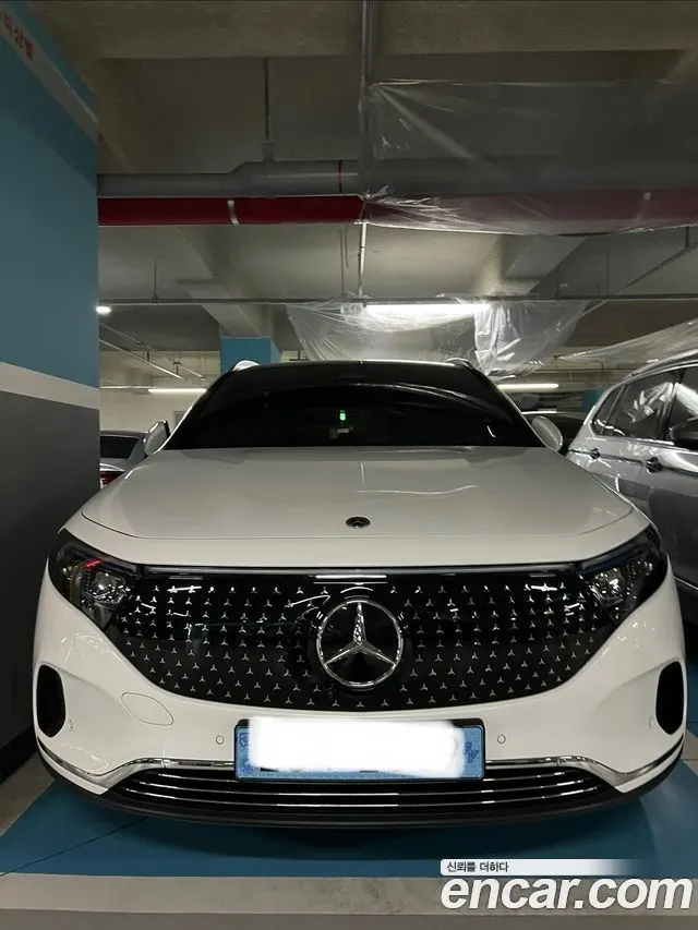 MERCEDES-BENZ EQA H243 2024