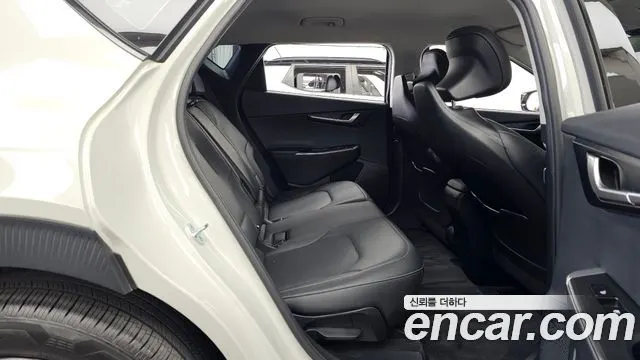 KIA EV6 2022 — 96 337 км, белый-перламутр, Корея — под ключ — фото 12