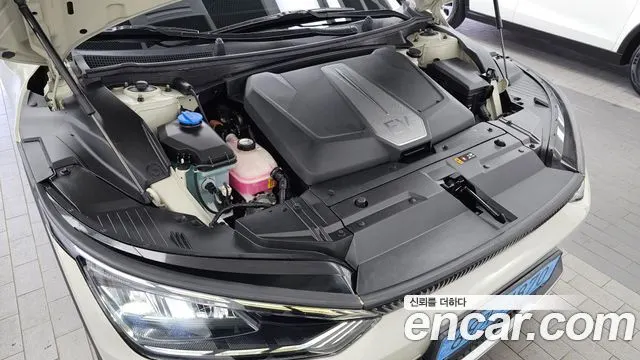 KIA EV6 2022 — 96 337 км, белый-перламутр, Корея — под ключ — фото 6