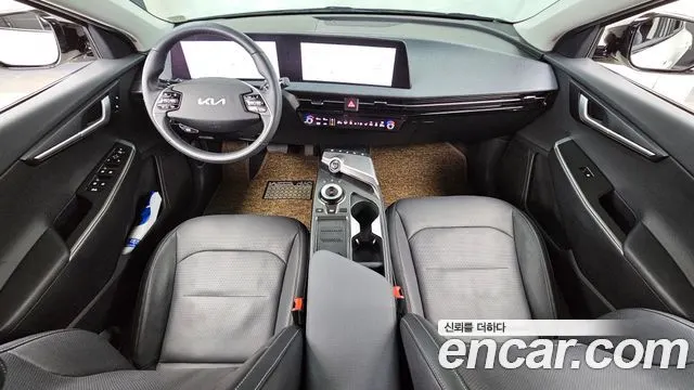 KIA EV6 2022 — 96 337 км, белый-перламутр, Корея — под ключ — фото 7