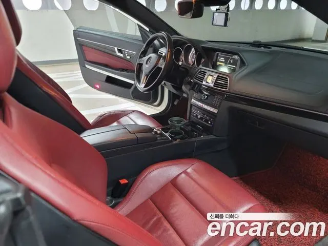 MERCEDES-BENZ E-CLASS W212 2016 — 94 000 км, белый, Корея — под ключ — фото 9