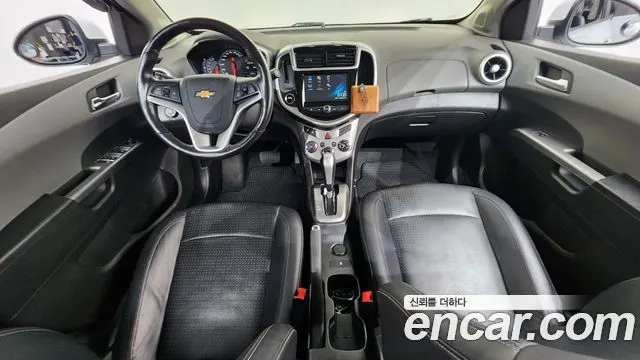 CHEVROLET AVEO SEDAN 2017 — 68 512 км, белый, Корея — под ключ — фото 7