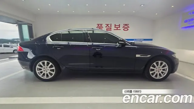 JAGUAR XE 2017 — 139 561 км, синий, Корея — под ключ — фото 5