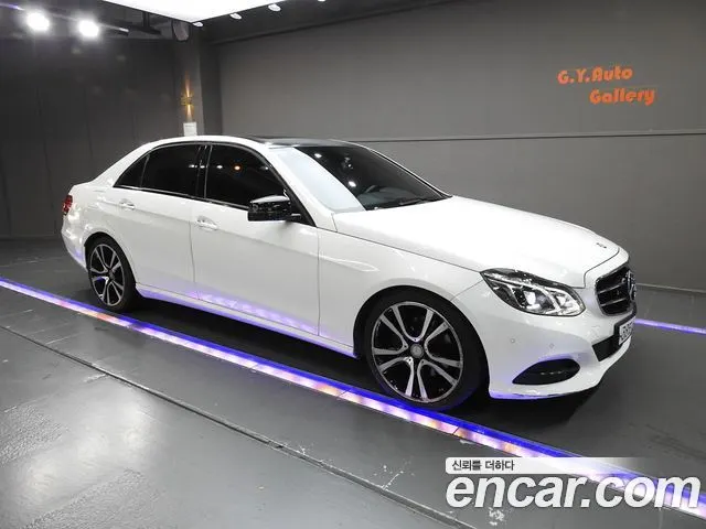MERCEDES-BENZ E-CLASS W212 2015 — 113 626 км, белый, Корея — под ключ — фото 12