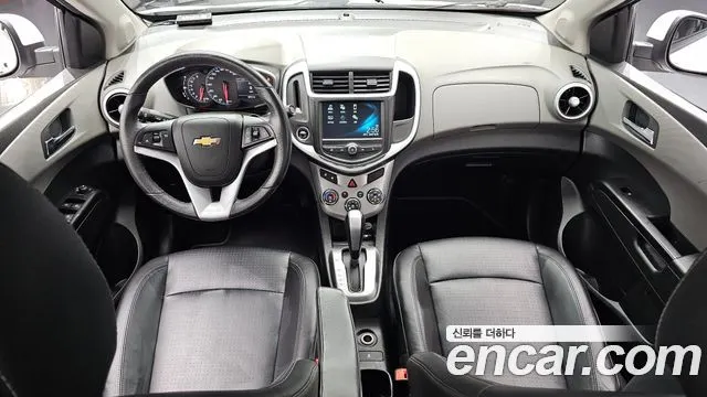 CHEVROLET AVEO SEDAN 2017 — 96 812 км, белый, Корея — под ключ — фото 7