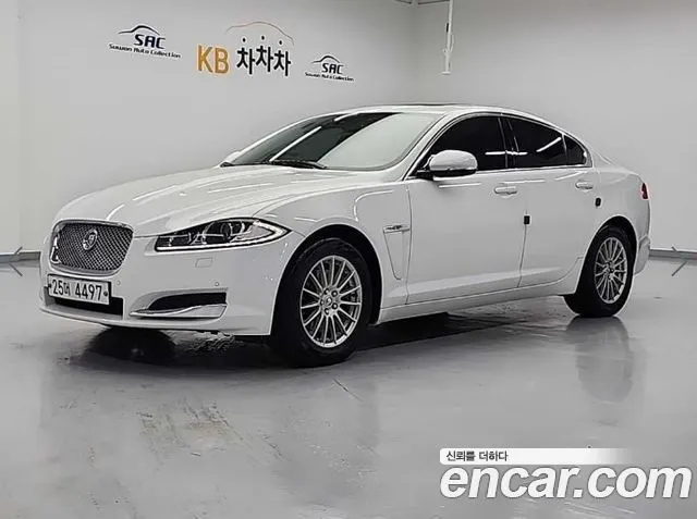 JAGUAR NEW XF 2013 — 83 100 км, белый, Корея — под ключ — фото 1