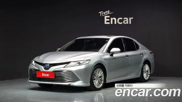 TOYOTA CAMRY XV70 2018
