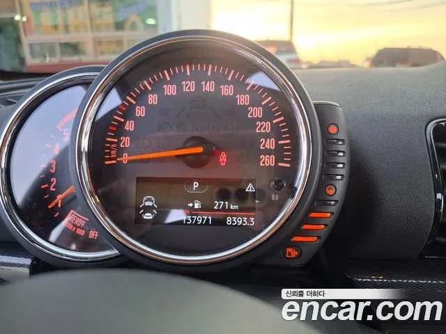 MINI COOPER D CLUBMAN 2018 — 137 961 км, белый-перламутр, Корея — под ключ — фото 11