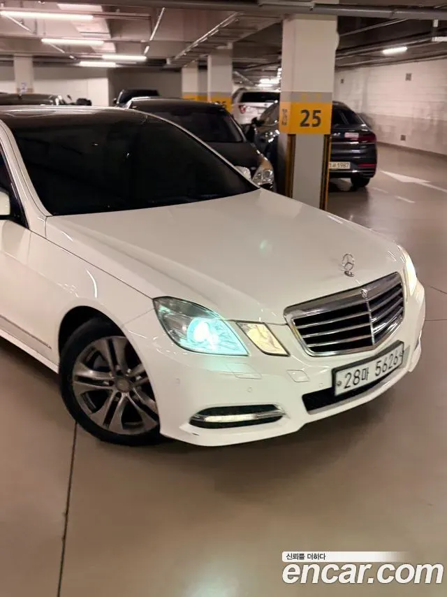 MERCEDES-BENZ E-CLASS W212 2013 — 228 000 км, белый, Корея — под ключ — фото 11
