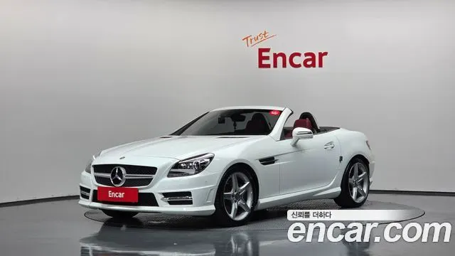 MERCEDES-BENZ SLK-CLASS 2016 — 9 916 км, белый, Корея — под ключ — фото 1