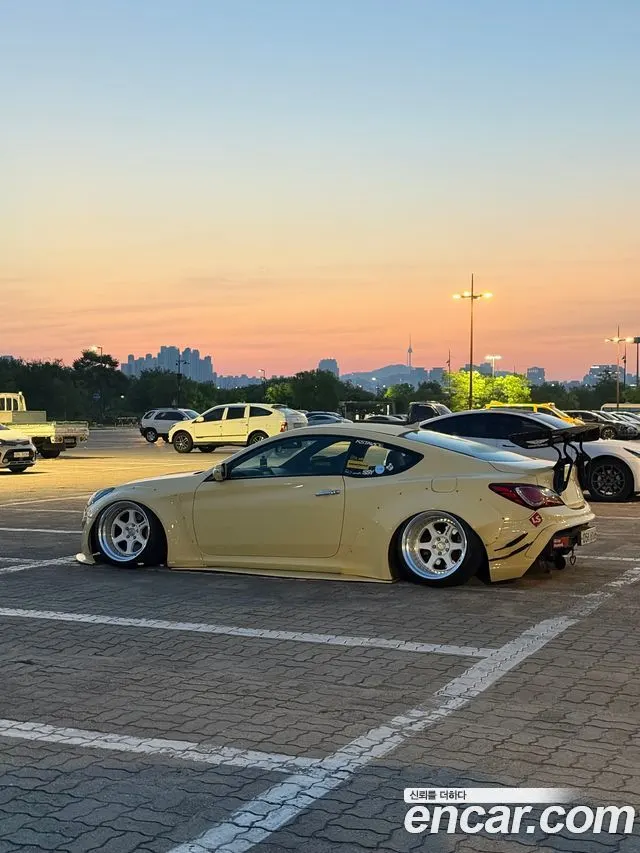 HYUNDAI GENESIS COUPE 2012 — 181 000 км, белый-перламутр, Корея — под ключ — фото 5