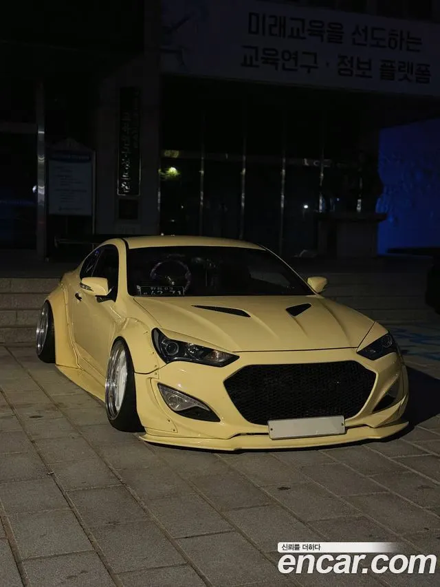 HYUNDAI GENESIS COUPE 2012 — 181 000 км, белый-перламутр, Корея — под ключ — фото 6