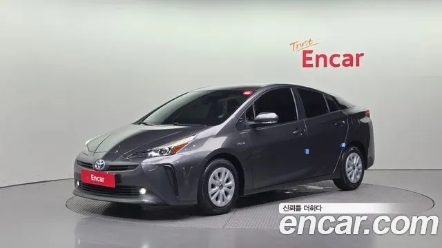 TOYOTA PRIUS 2019