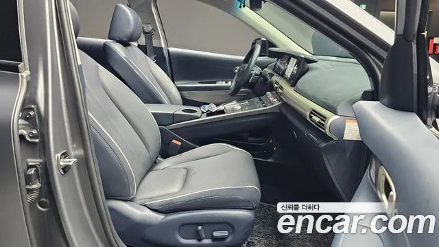 HYUNDAI NEXO 2023 — 45 366 км, серебристо-серый, Корея — под ключ — фото 11
