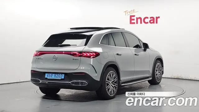 MERCEDES-BENZ EQE SUV X294 2023 — 71 516 км, серебристо-серый, Корея — под ключ — фото 2