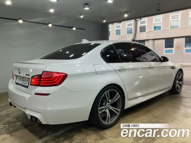 BMW M5 2015 — 115 000 км, белый, Корея — под ключ — фото 3