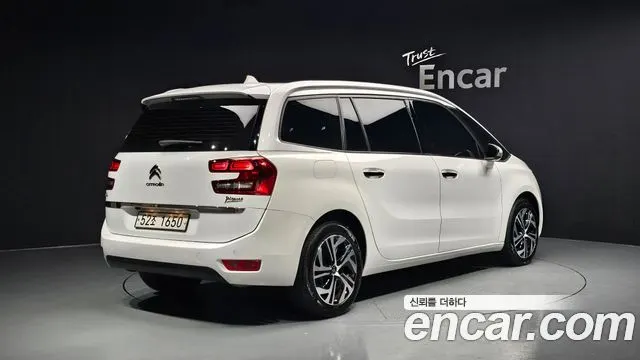 CITROEN GRAND C4 PICASSO 2018 — 52 226 км, Корея — под ключ — фото 2