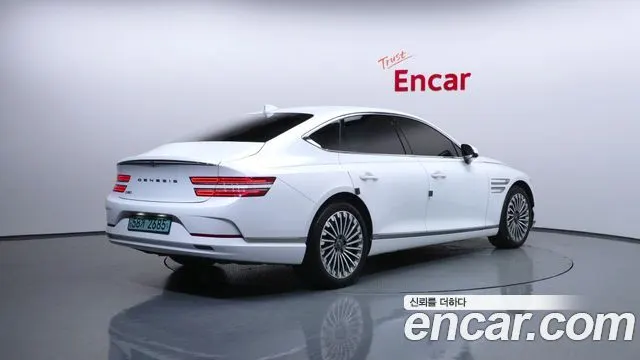 GENESIS ELECTRIFIED G80 RG3 2022
