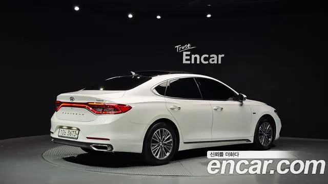 HYUNDAI GRANDEUR IG HYBRID 2019 — 48 284 км, белый, Корея — под ключ — фото 2
