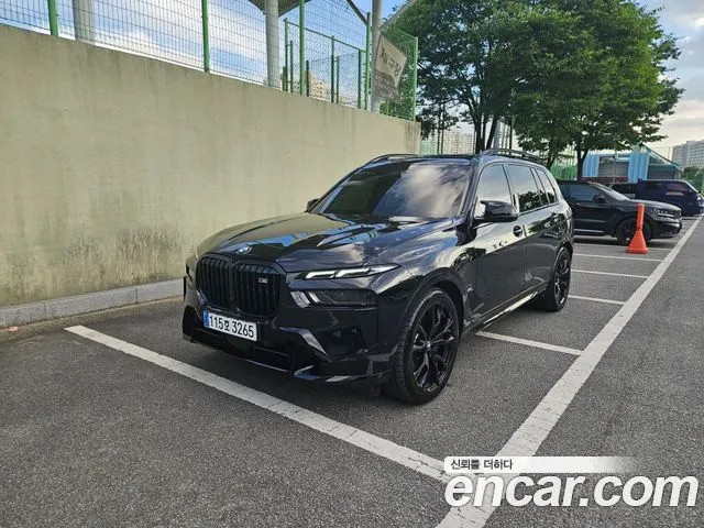 BMW X7 2024