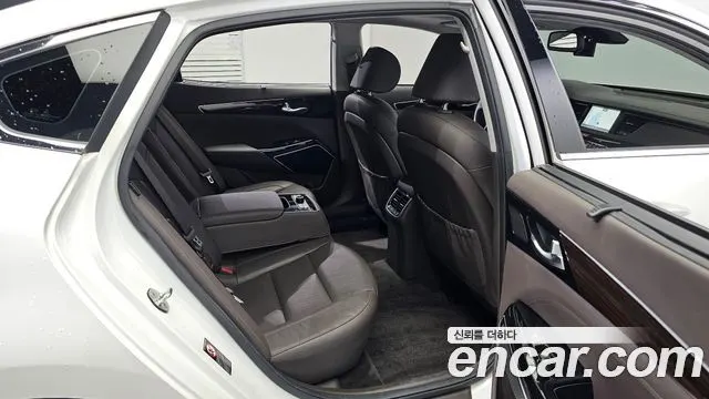 KIA K7 HYBRID 2018 — 67 587 км, белый, Корея — под ключ — фото 11
