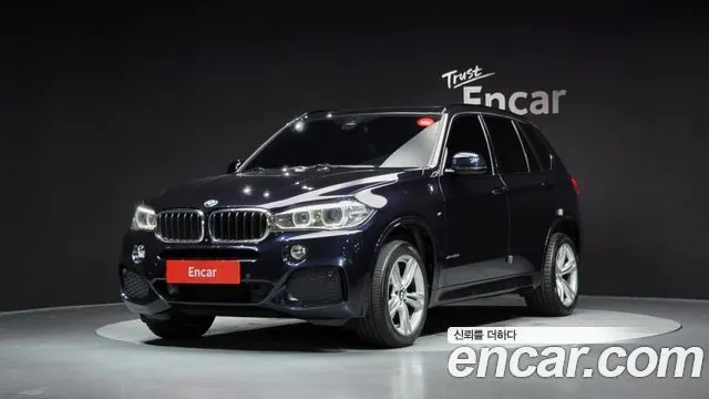 BMW X5 2018 — 105 603 км, чёрный, Корея — под ключ — фото 1