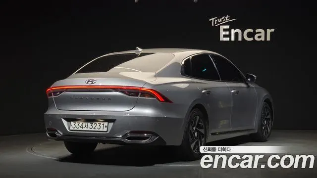 HYUNDAI GRANDEUR HYBRID 2020 — 71 932 км, серебристо-серый, Корея — под ключ — фото 2