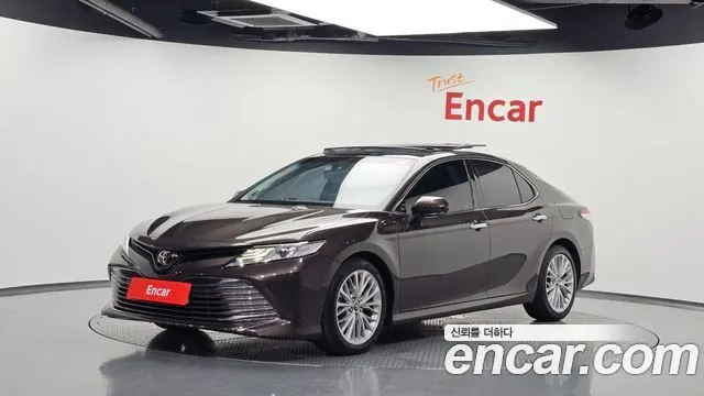 TOYOTA CAMRY 2018
