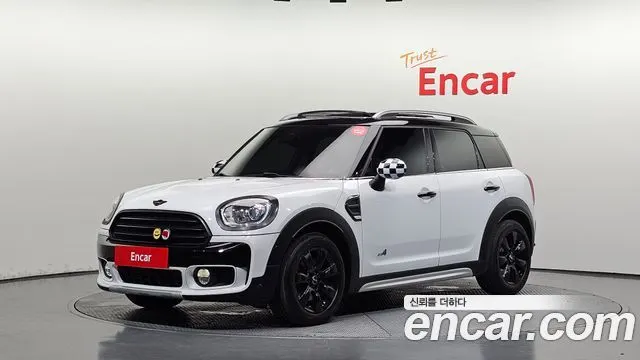 MINI COOPER D COUNTRYMAN 2019 — 81 295 км, белый, Корея — под ключ — фото 1