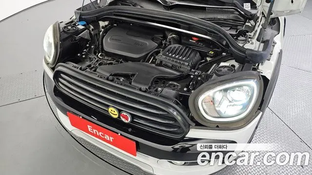 MINI COOPER D COUNTRYMAN 2019 — 81 295 км, белый, Корея — под ключ — фото 6