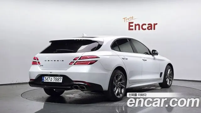 GENESIS SHOOTING BRAKE G70 2023