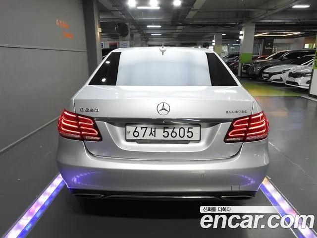 MERCEDES-BENZ E-CLASS W212 2016 — 87 934 км, серебристый, Корея — под ключ — фото 4