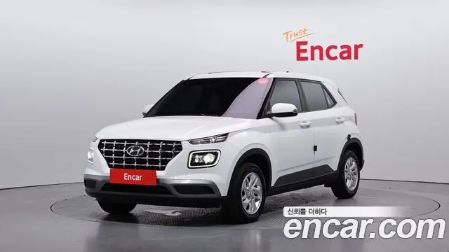 HYUNDAI VENUE 2023