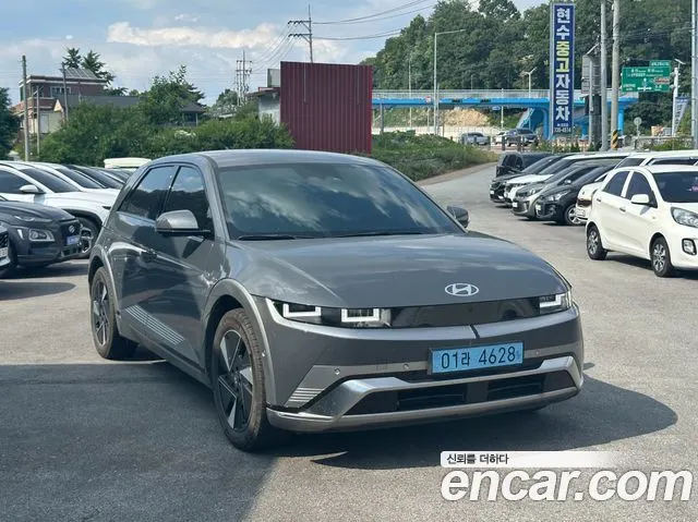 HYUNDAI IONIQ 5 2025 — 32 000 км, серебристо-серый, Корея — под ключ — фото 3