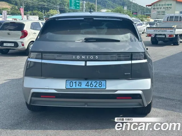 HYUNDAI IONIQ 5 2025 — 32 000 км, серебристо-серый, Корея — под ключ — фото 4