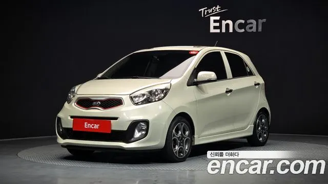 KIA MORNING 2015 — 106 370 км, белый-перламутр, Корея — под ключ — фото 1