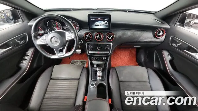 MERCEDES-BENZ A-CLASS W176 2017 — 129 768 км, чёрный, Корея — под ключ — фото 7