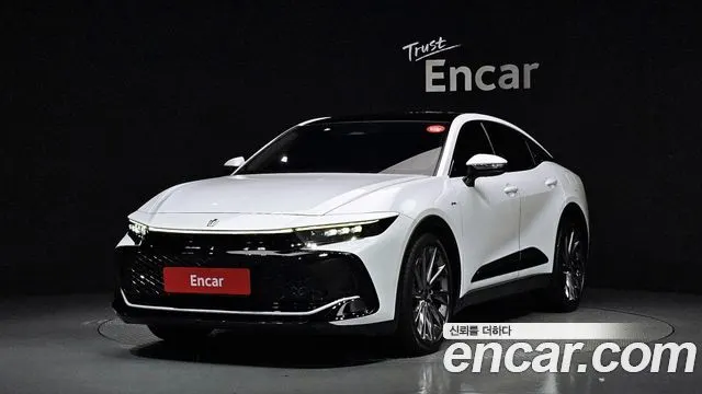 TOYOTA CROWN CROSSOVER 2025