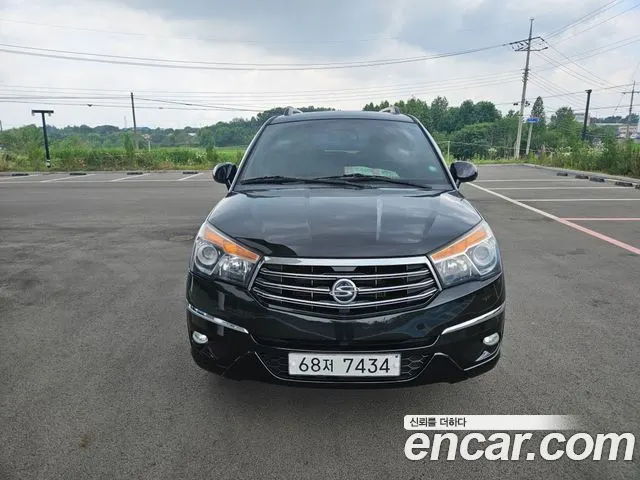 KGM KORANDO TURISMO 2015