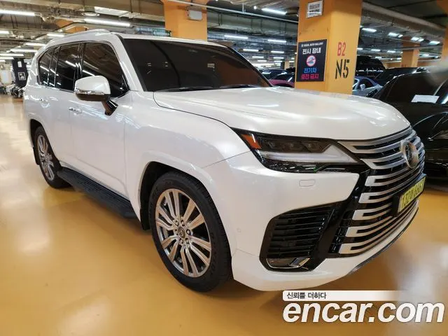 LEXUS LX 2025 — 21 000 км, белый-перламутр, Корея — под ключ — фото 3