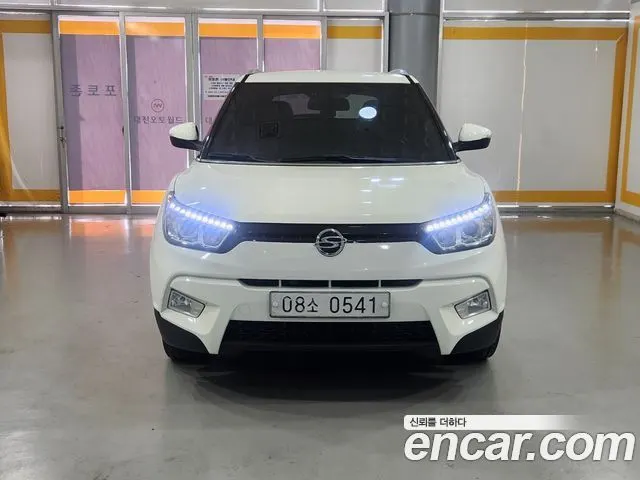 KGM TIVOLI 2017 — 110 000 км, белый, Корея — под ключ — фото 2